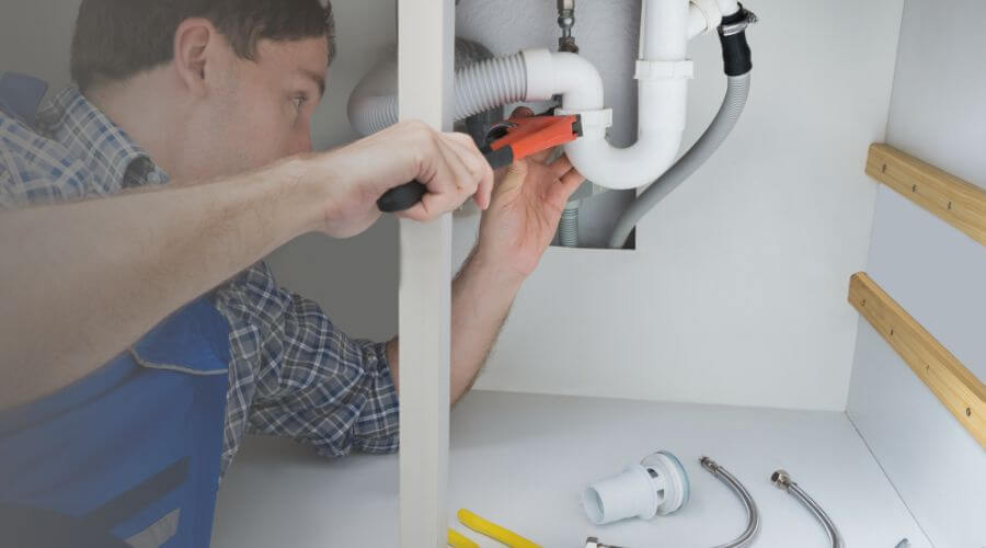 Expert burst pipe repair services in Nashport, OH